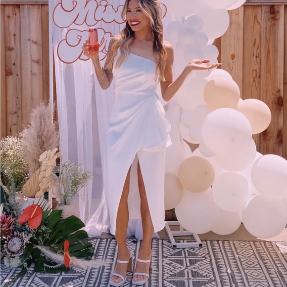 NWT Lulus Dress - Picture 3 of 5